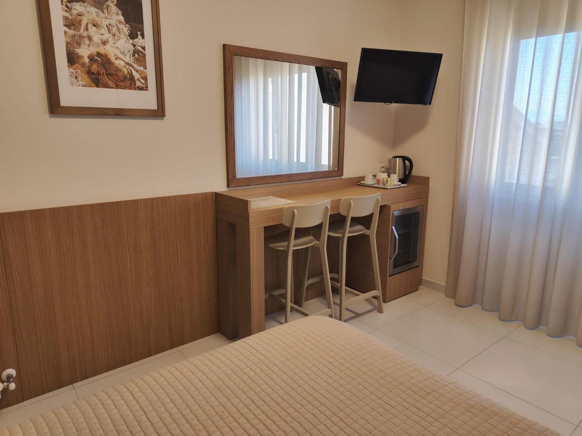 Residenza La Reggia Bed & Breakfast Caserta Exterior photo