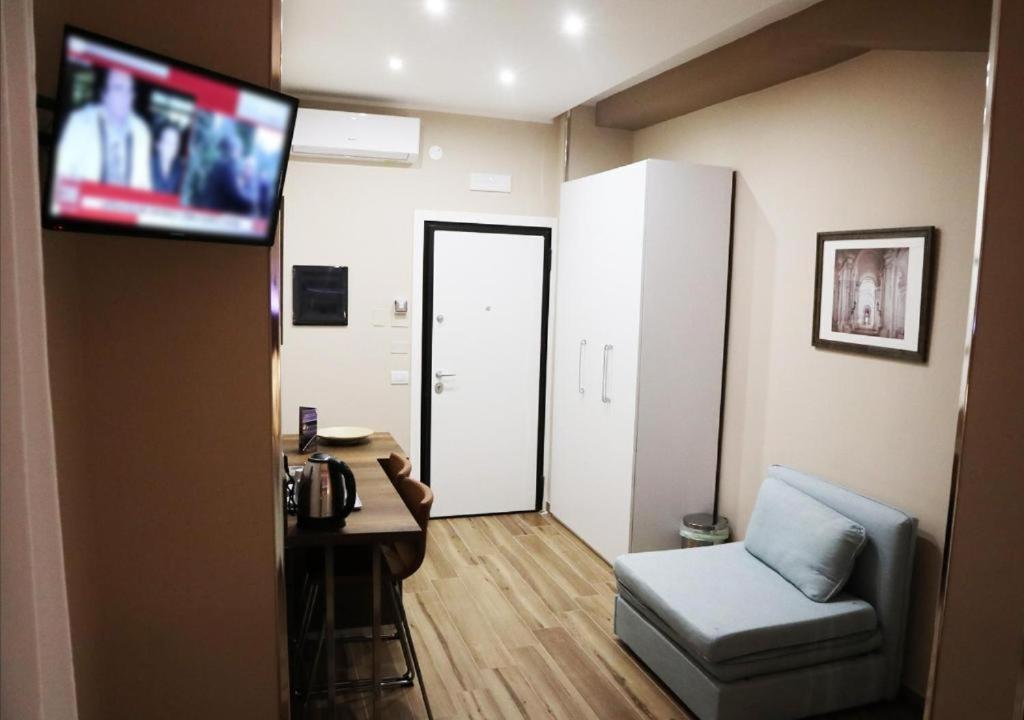 Residenza La Reggia Bed & Breakfast Caserta Exterior photo
